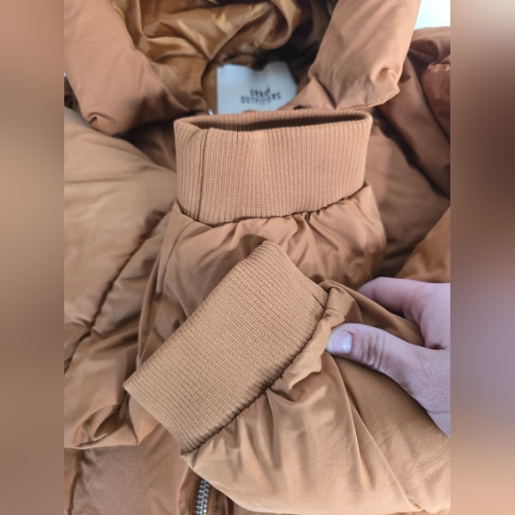 Urban Outfitters Izzy Hooded Puffer Jacket - Picture 9 of 9